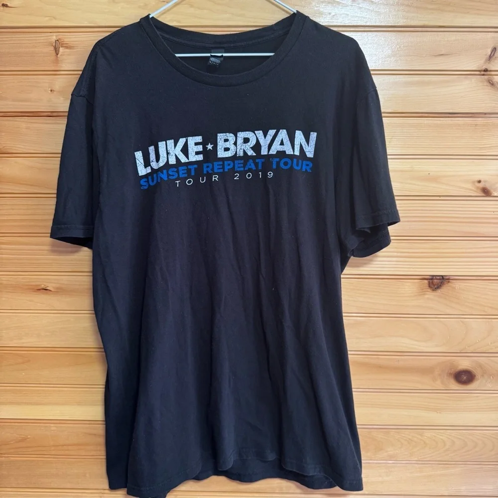 Luke Bryan Sunset Repeat Tour 2019 District Black and Blue Tour T-Shirt XL